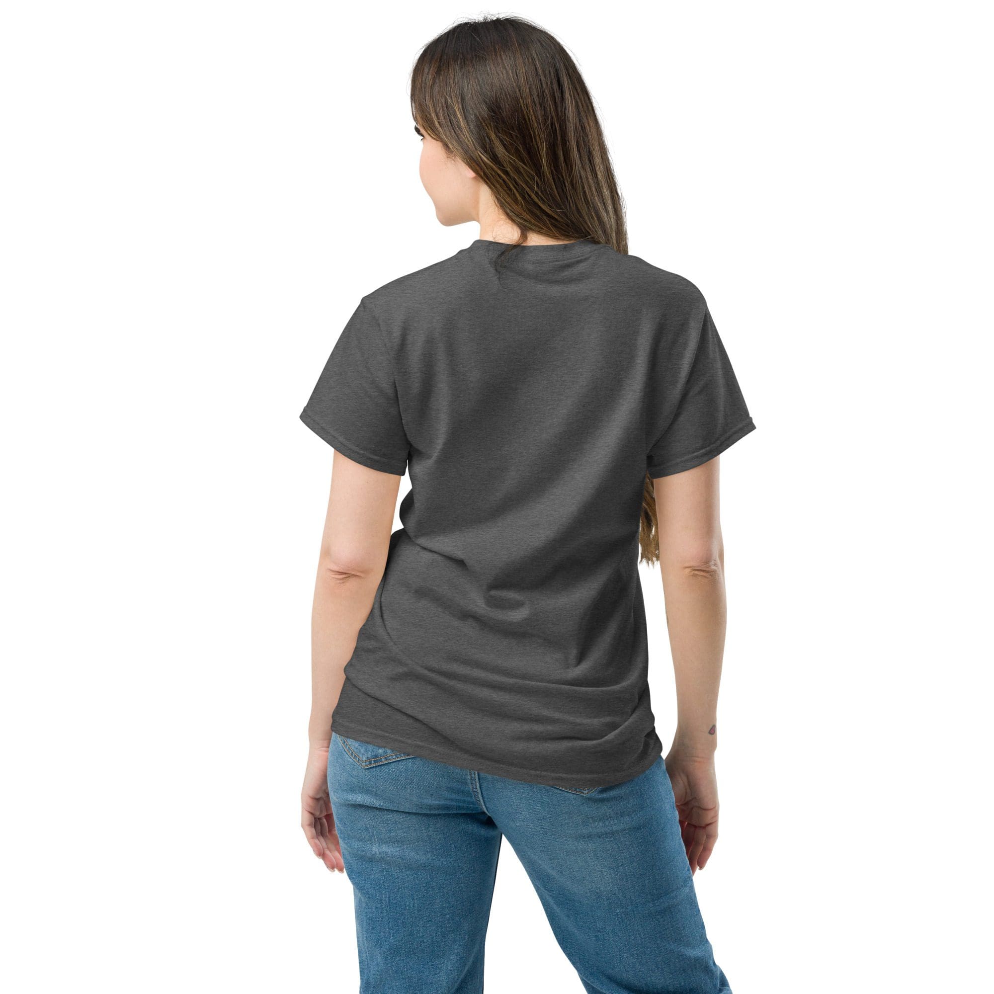 Woman in gray t-shirt and jeans.